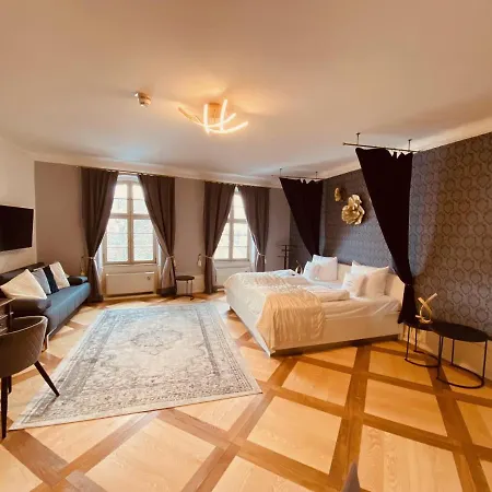 מלון Schloss 3*